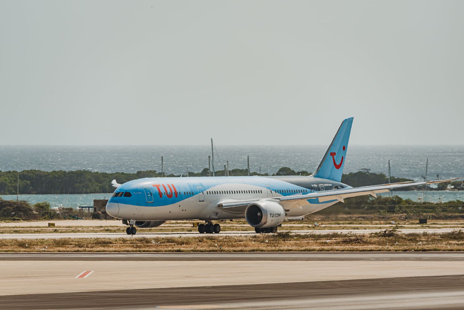 TUI Airways resumes flights between Dublin and Cancun