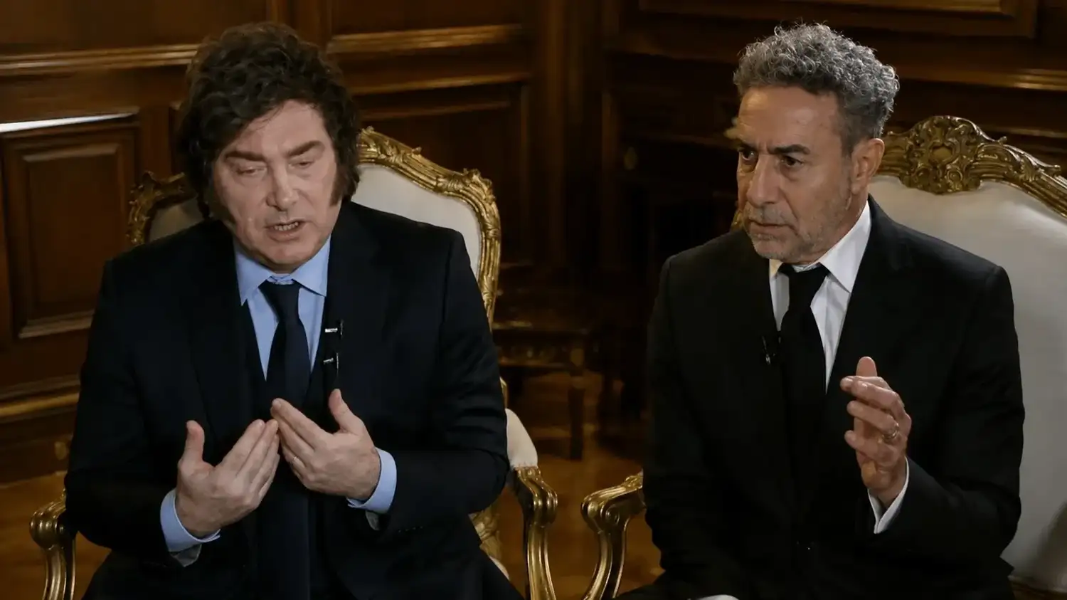 Milei aseguró que los salarios suben, que hay "récord de consumo" y que las deudas "son decisiones personales"