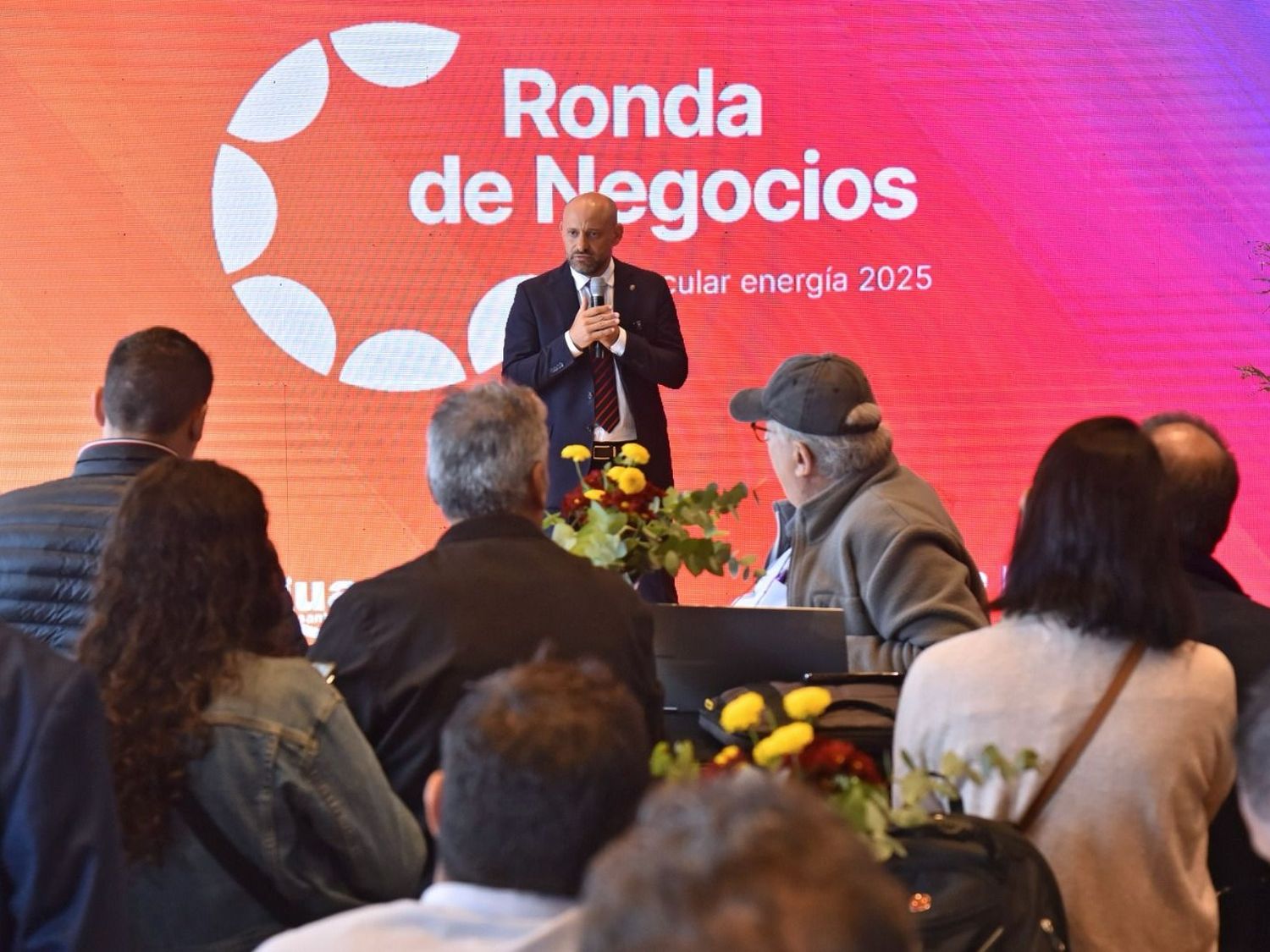 Provincia promueve la transparencia, la eficiencia y la competitividad de las empresas estatales