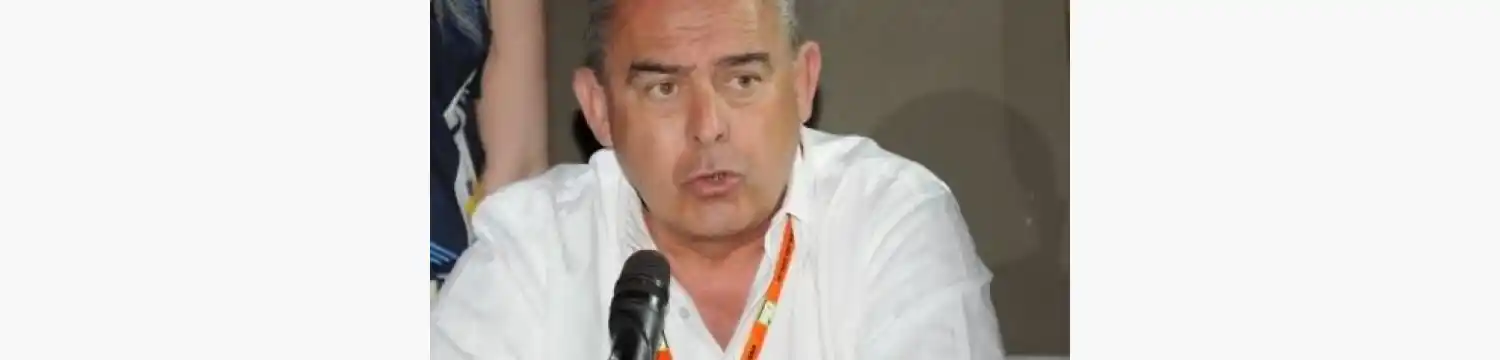 Robles: “Fueron con la intención de incendiar el club”