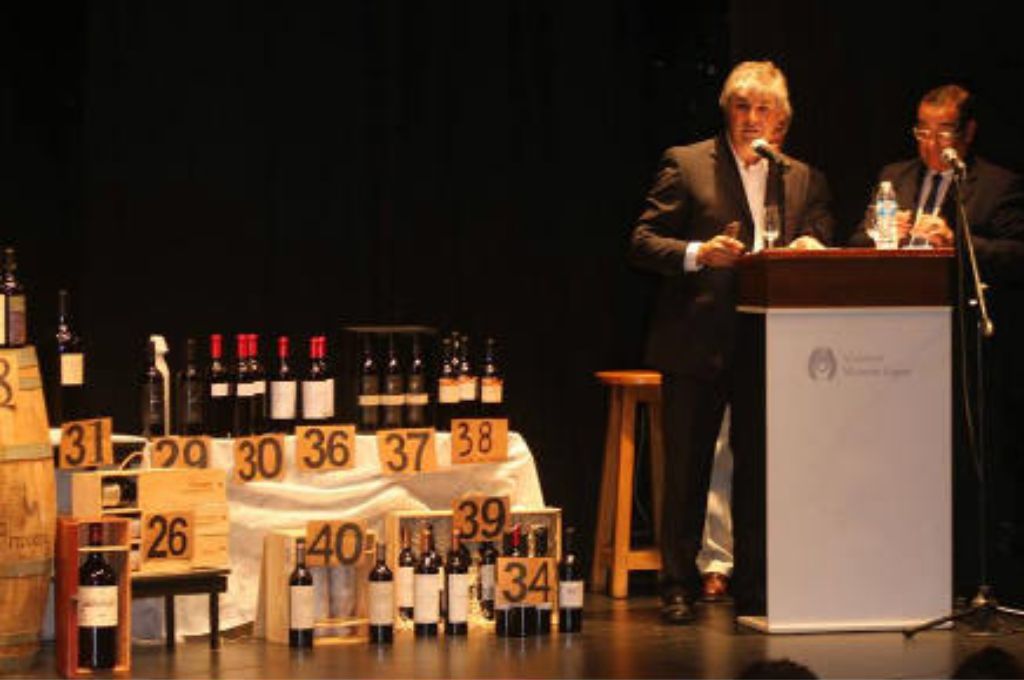 Compró un vino, lo guardó por 40 años y ahora vale 100.000 dólares