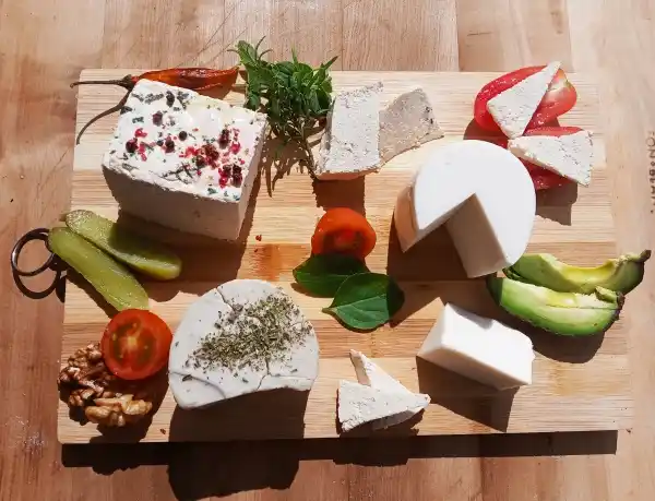 Se dictará un curso de “elaboración de quesos veganos” en el Centro Cultural de la Vieja Estación