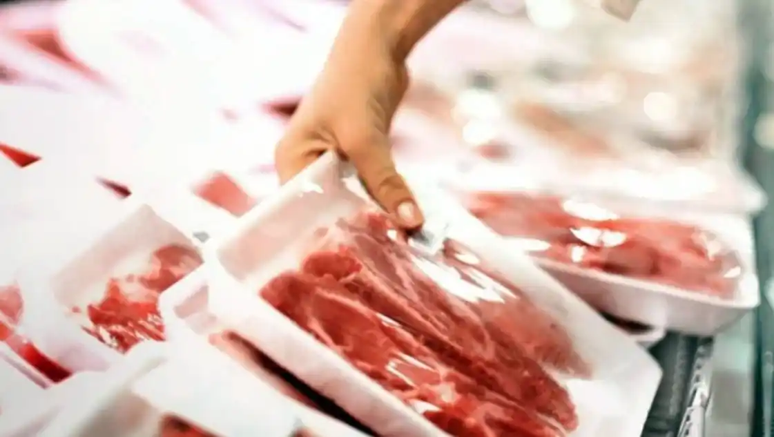 El consumo de carne cayó 17,6% en el primer trimestre y fue el peor registro en 30 años