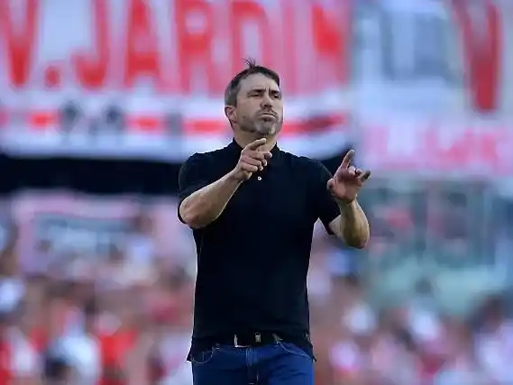 Coudet, entre el armado del equipo y los nombres que suenan para llegar a River.