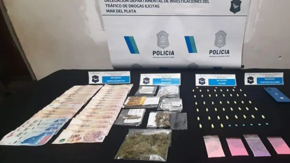 Detienen a un DJ con 50 pastillas de éxtasis para vender