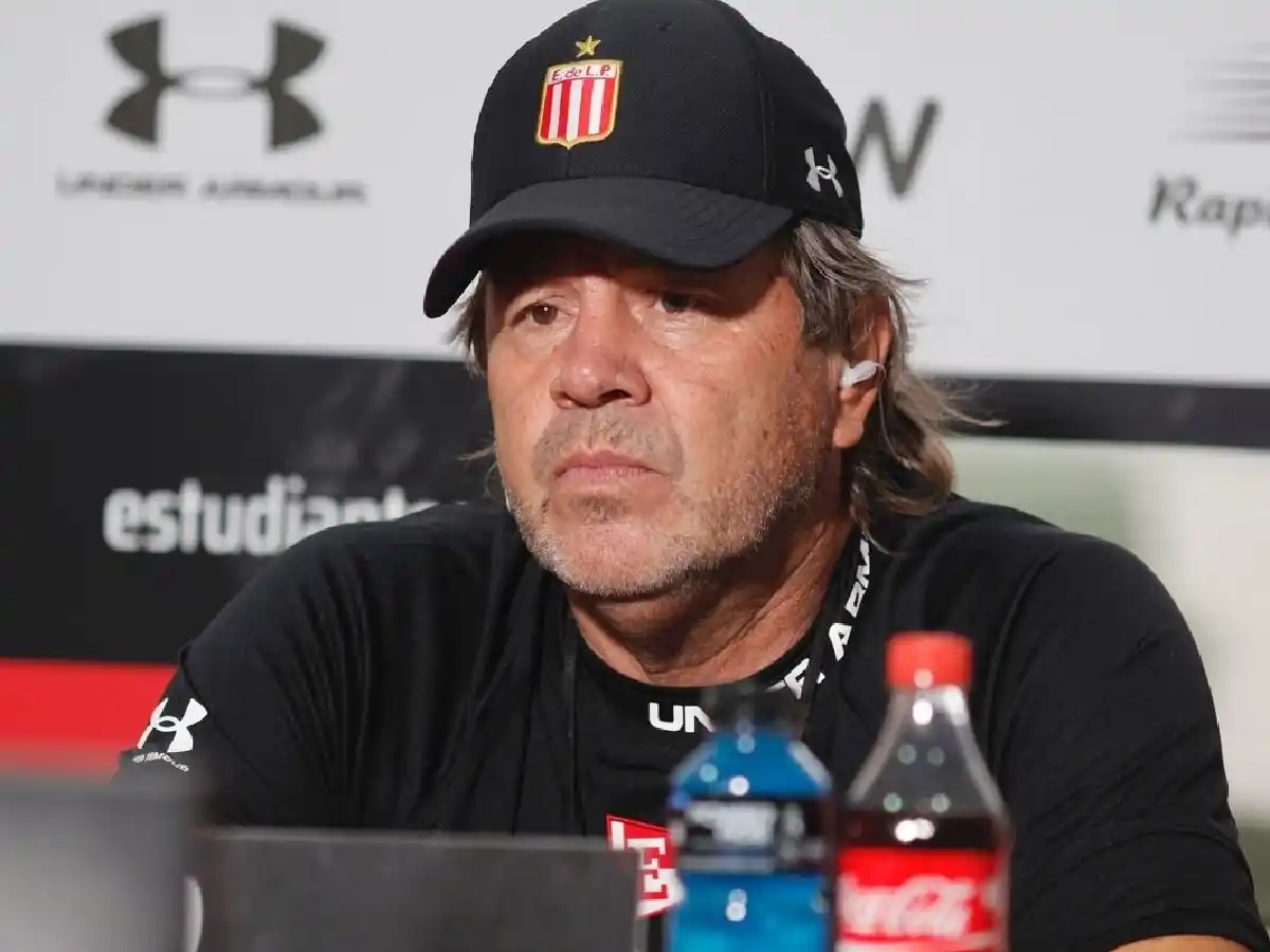 Estudiantes le renovó a Zielinski