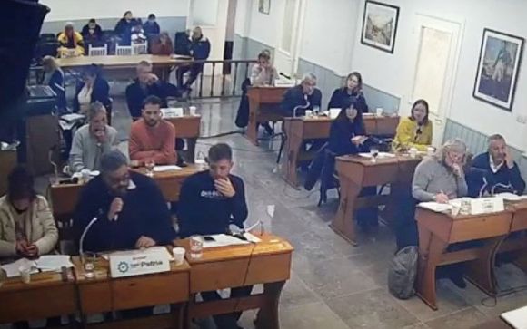 ¿Quiénes ocuparán las bancas?: Dos concejales de Arrecifes pidieron licencia y aún no definieron a sus reemplazantes