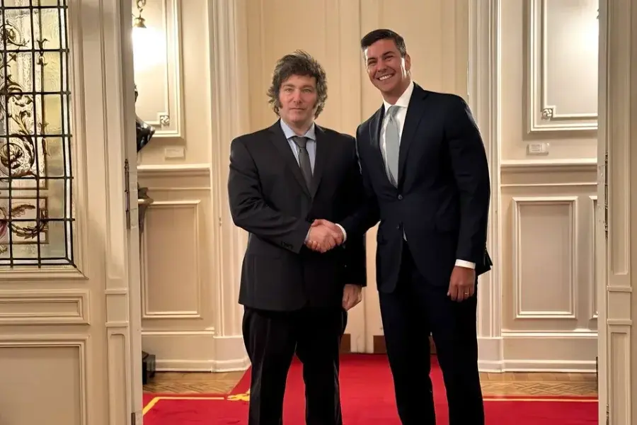 Milei recibió en la Rosada a su par de Paraguay 