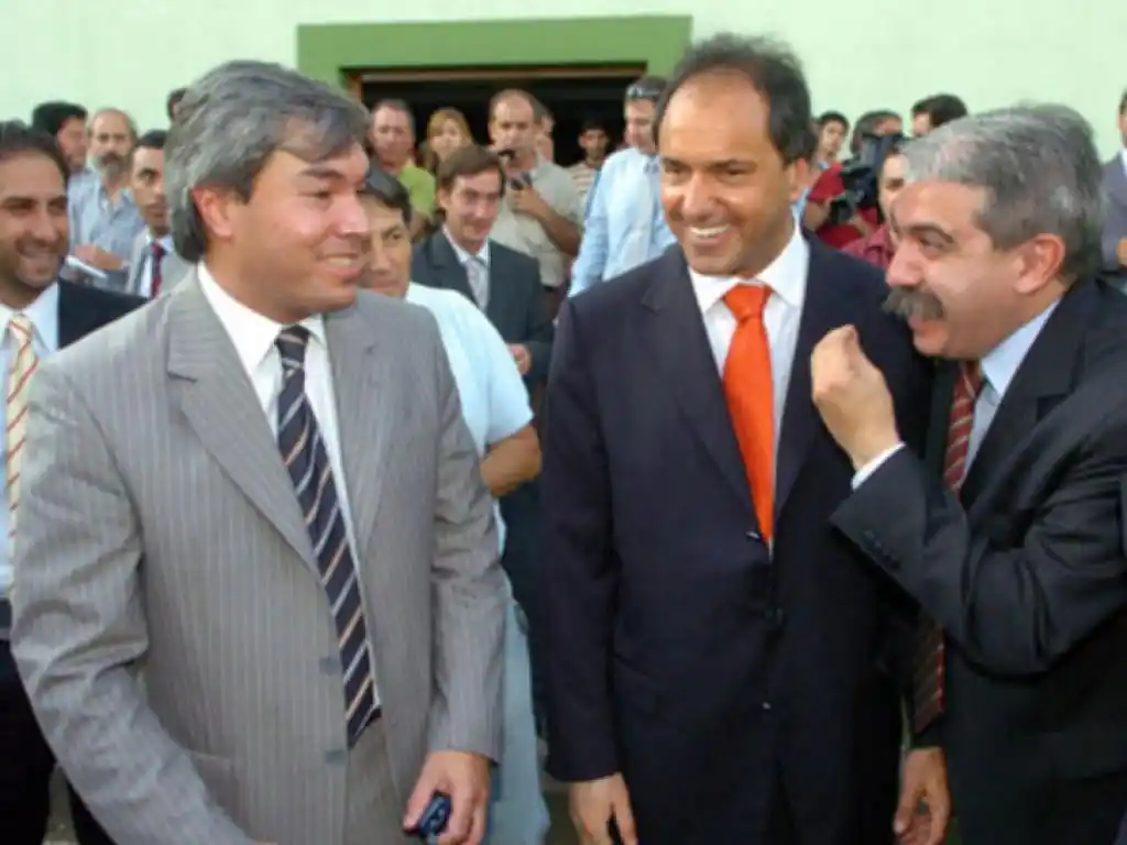 Allanaron la casa del ex intendente de Quilmes, Sergio Villordo, tras una denuncia de Carrió 