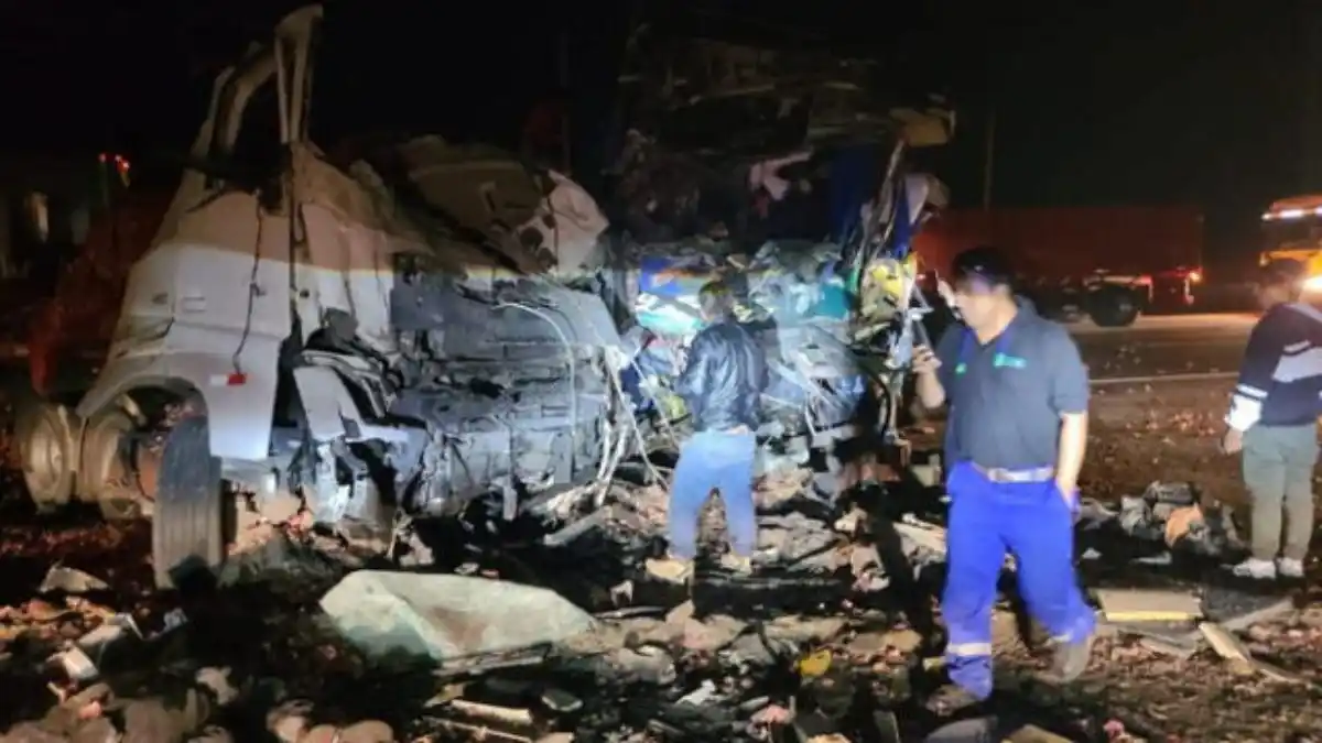 ¡PELIGRO SOBRE RUEDAS!   Venezolano pierde la vida en aparatoso accidente en Perú  