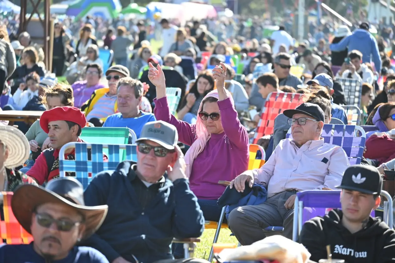 El público se volcó masivamente a celebrar la tradicional fiesta de Copetonas