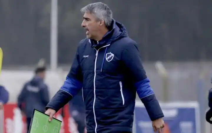 Gabriel Gómez - DT de Alvarado - 1