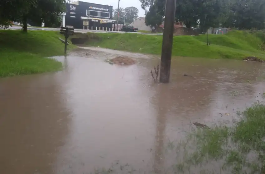 Parque Independencia: el eterno problema de las inundaciones y calles intransitables