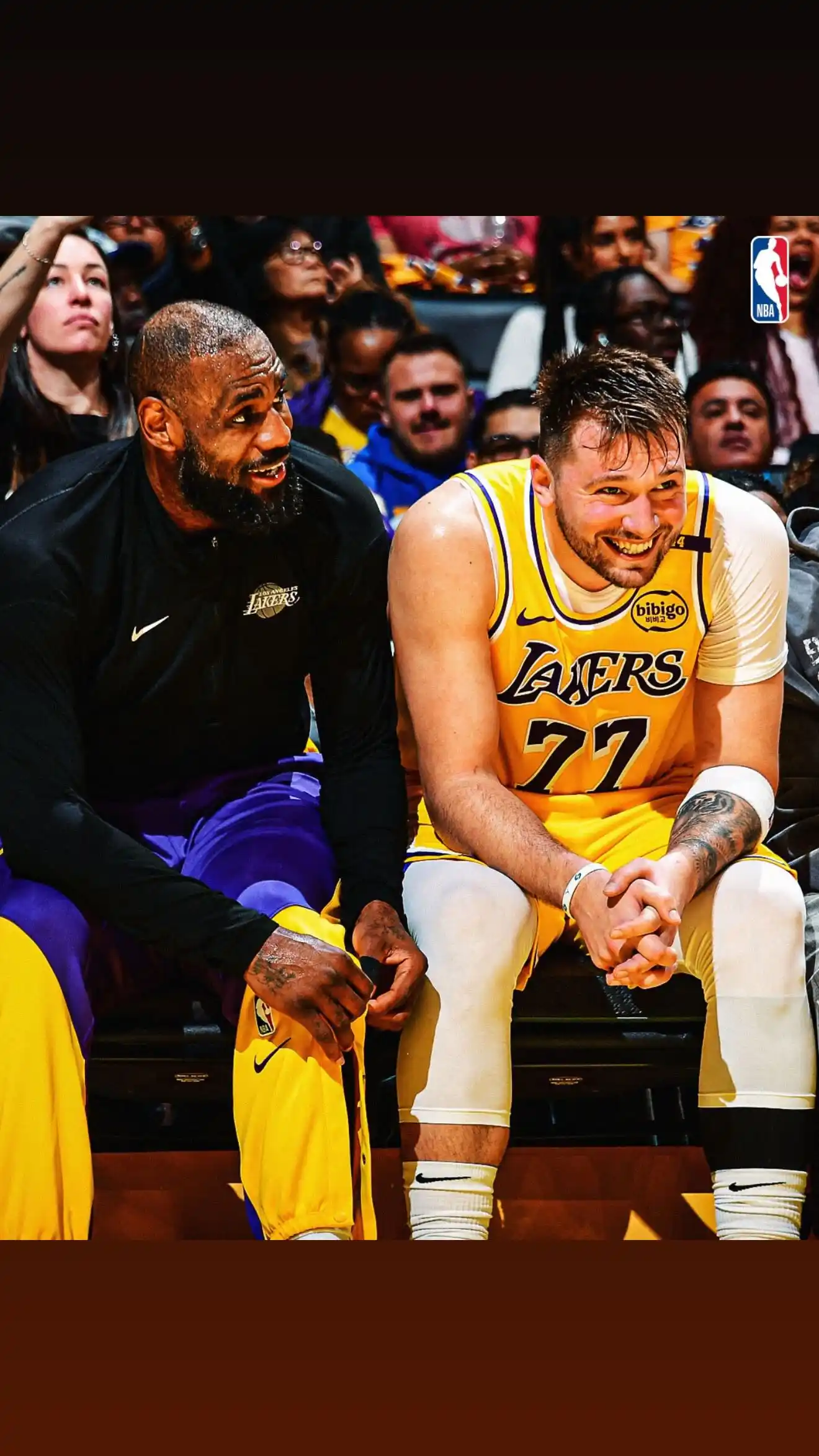LeBron James junto a Luka Doncic