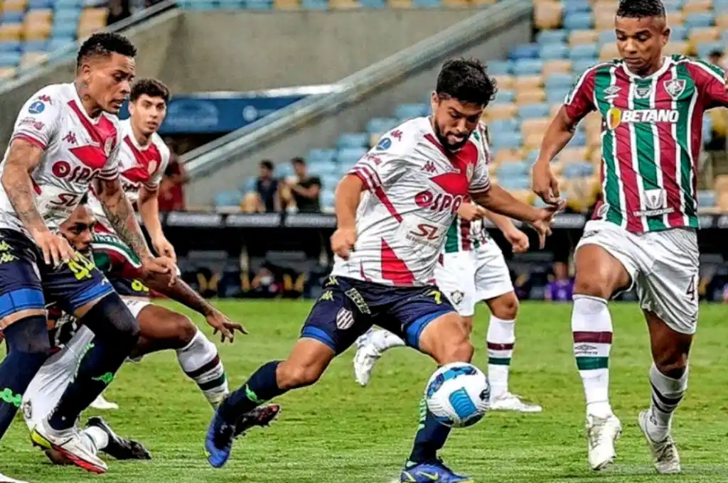 Unión y Fluminense se miden en un partido clave por Copa Sudamericana