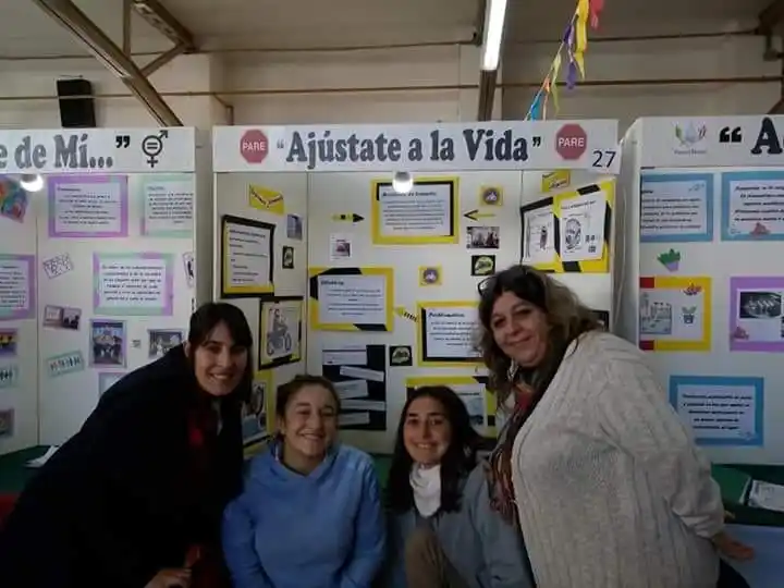 Alumnas de la Escuela Granja elaboraron un proyecto sobre seguridad vial