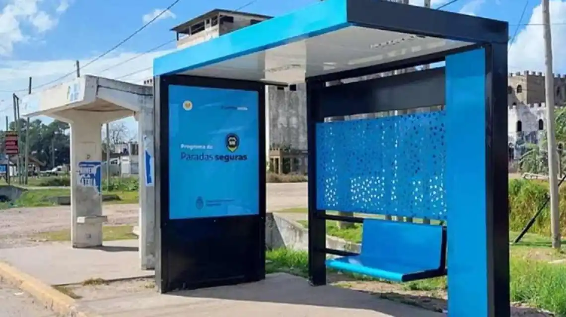 Paraná: la UTA anunció un paro de colectivos por falta de pago de haberes