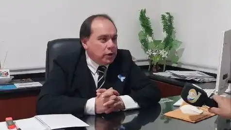 Enrique Carbó se viste de gala para la 48° edición de "Carbó canta a Entre Ríos"