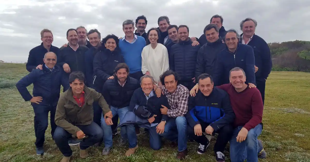 Continúa el encuentro entre Vidal y su Gabinete en Chapadmalal