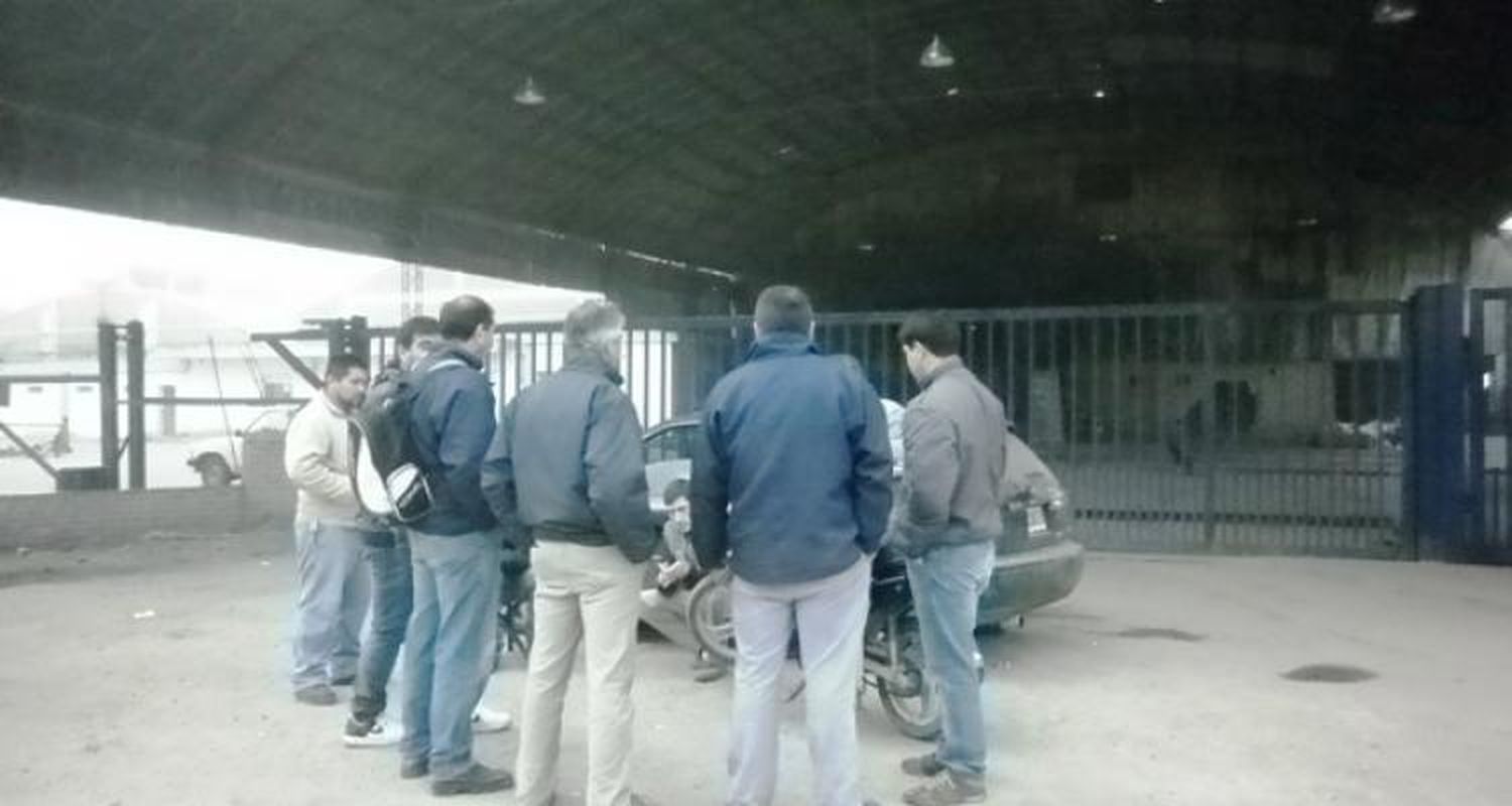 Paro en Celupaper por reclamo del premio a la producción