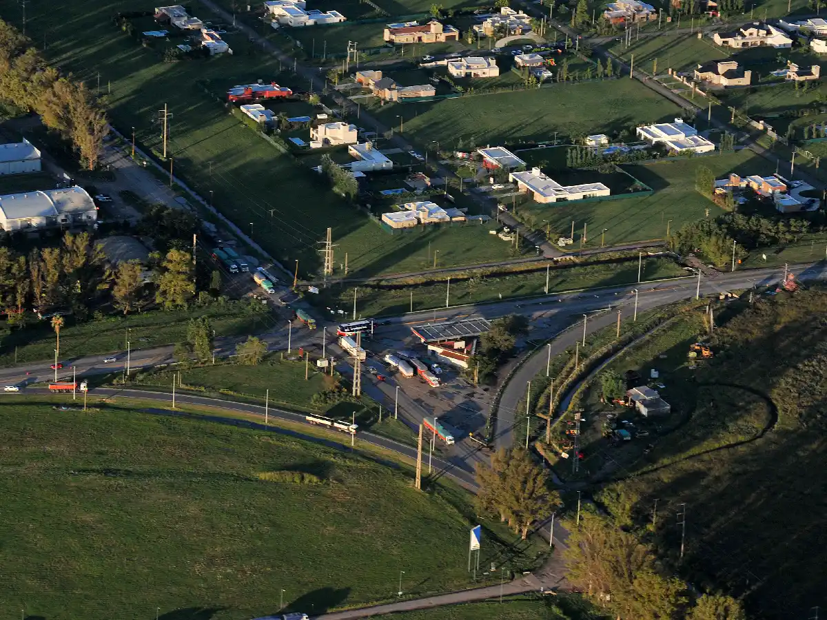 Detuvieron a un hombre por amenazar a una menor en el colectivo