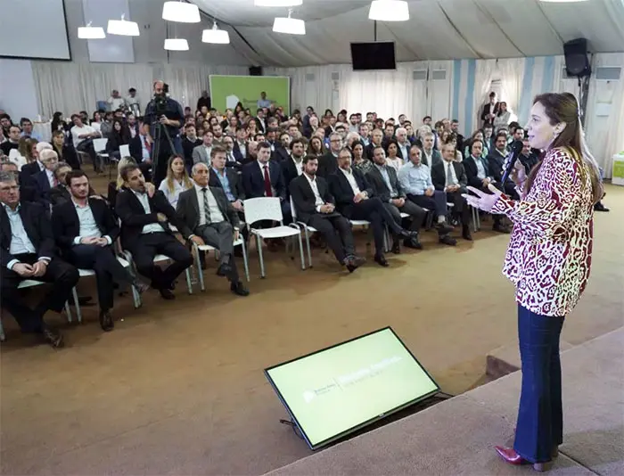 Gabinete ampliado y “sin tierra”: Vidal reagrupó a la tropa