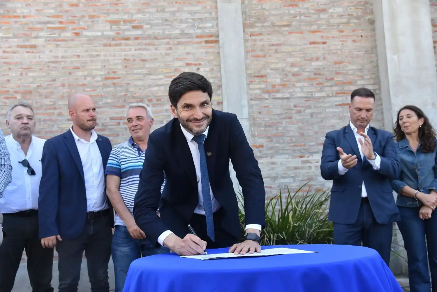 Importante firma de convenios con Chapuy, Villa Cañás y Maggiolo. Foto: GSF