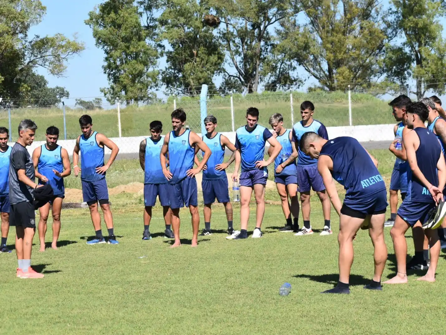 La Crema cierra la semana de paro sin poder jugar el amistoso previsto. Se viene el viernes 13, SM de San Juan. Foto: PrensAa AR