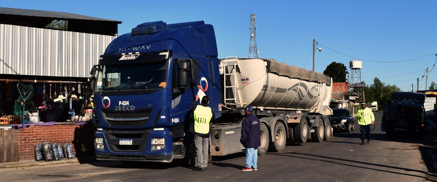 Fiscalización en Brazo Largo: la Provincia controla con un puesto permanente