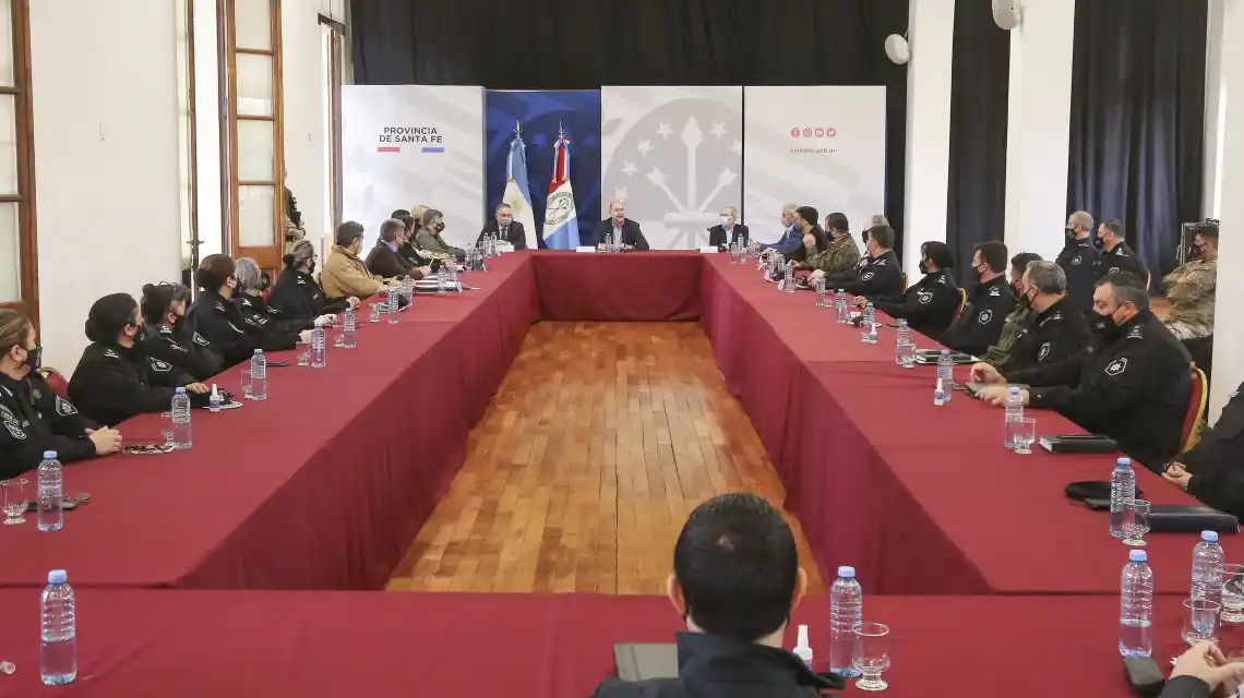 Anunciaron el desembarco de más agentes de fuerzas federales en Rosario