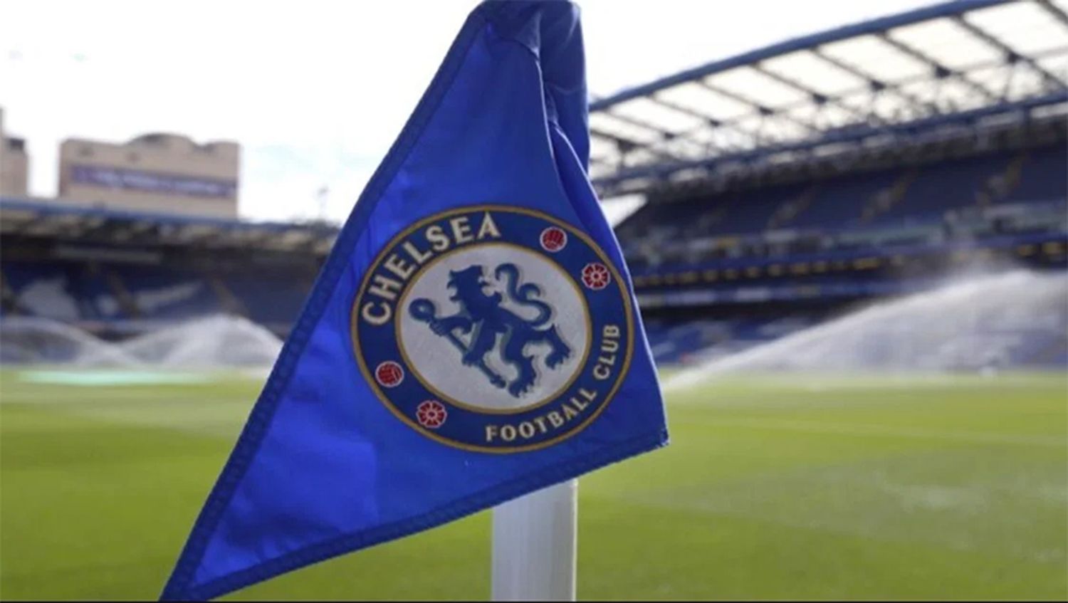 Los seis clubes argentinos que Chelsea analiza para comprar tras el anuncio de Milei