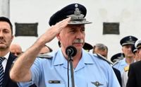 Desplazaron al jefe de la Fuerza Aérea por el uso indebido de aviones y casos de acoso