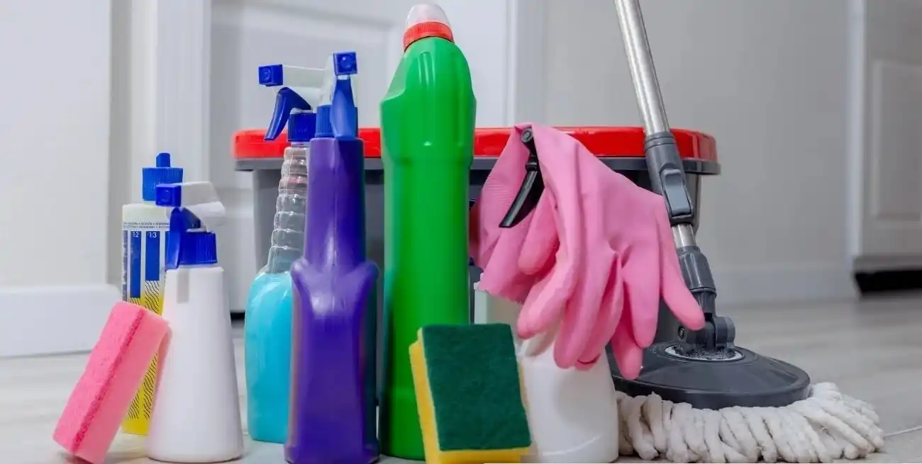 Productor de limpieza y acabado de superficies de automóviles y motocicletas.