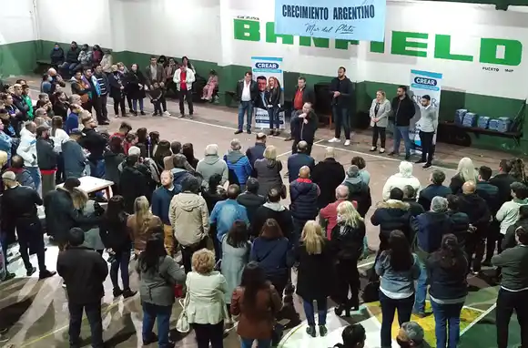 Primero Mar del Plata: Crear reunió a su gente en un acto multitudinario