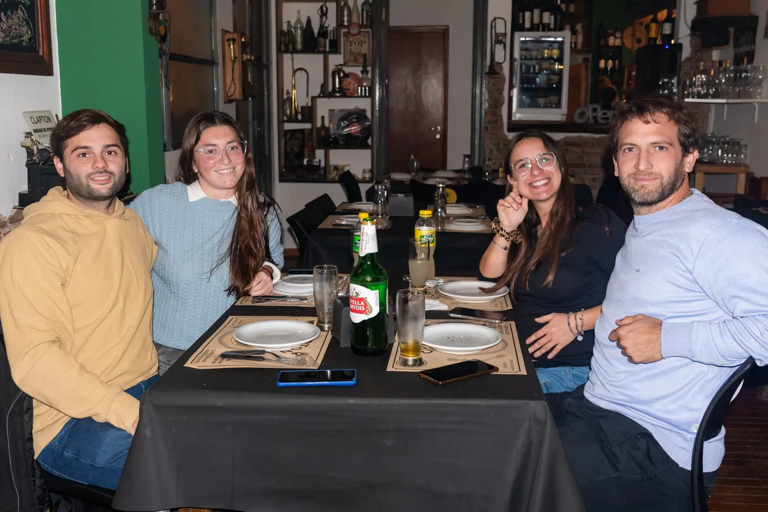 Damián, Agustina, María Elisa y Joaquín. Salida de parejas en Clapton 
FOTOS / Agostina Alonso