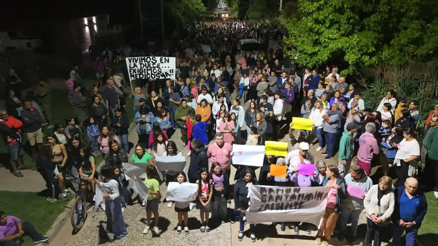 Marcha de vecinos en La Dulce