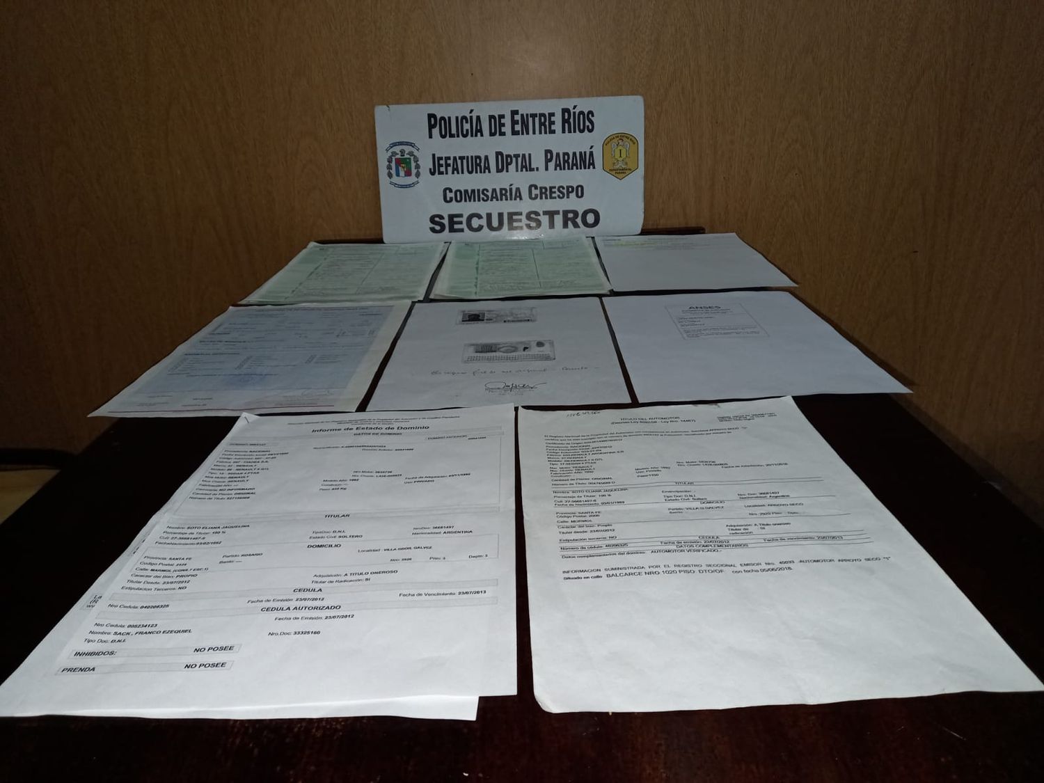 Fue a hacer la verificación y le retuvieron el auto