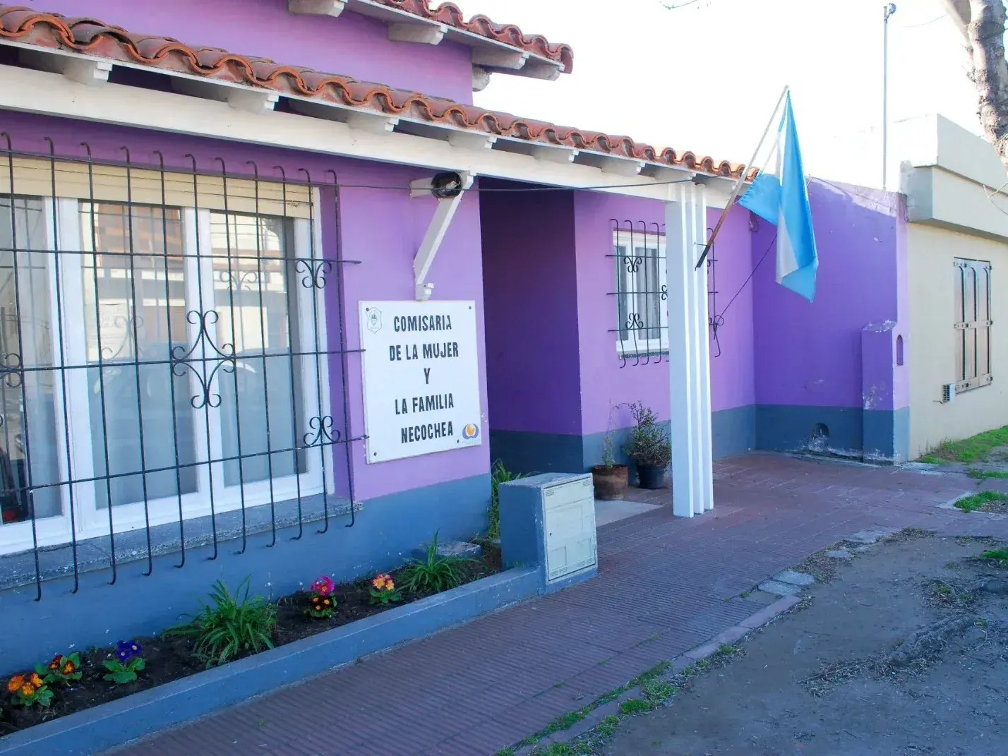 La víctima de violencia de género realizó la denuncia en la dependencia policial de calle 24