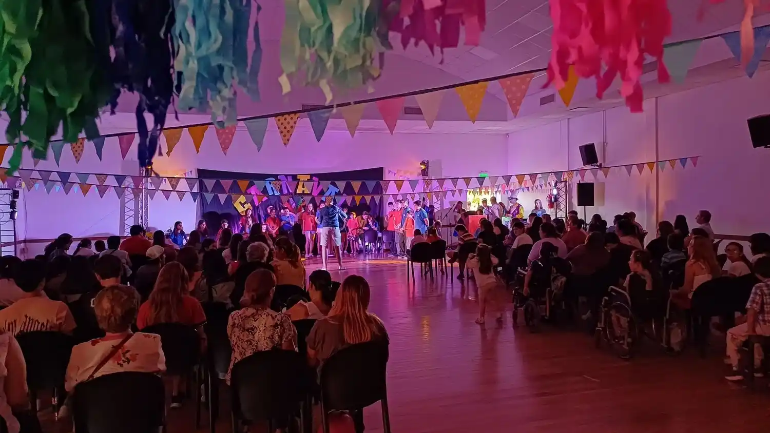 Una fiesta de colores y tradición: la Peña del Carnaval de la Escuela Guido