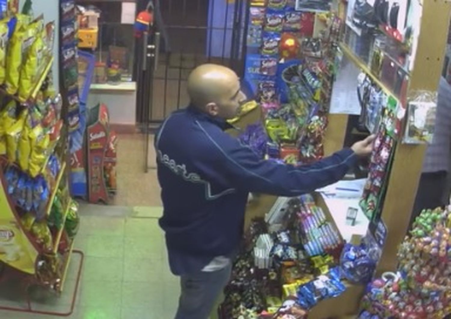 Insólito: Robó un kiosko de Luján y al otro día volvió para comprar