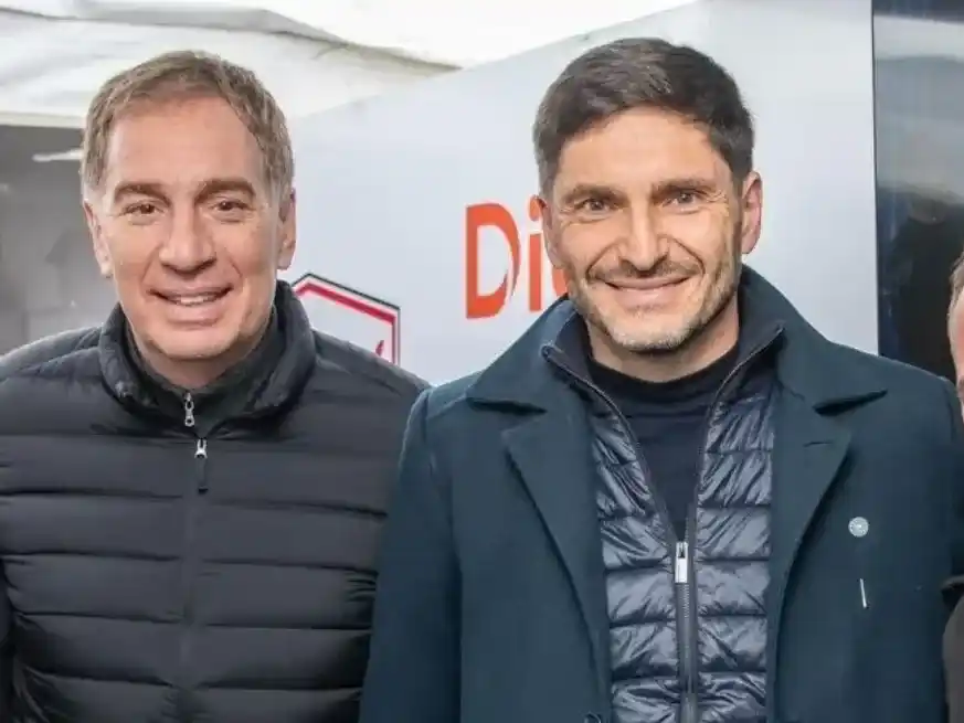 El ministro del Interior, Diego Santilli, y el gobernador Maximiliano Pullaro. Foto: Gobierno de Santa Fe.