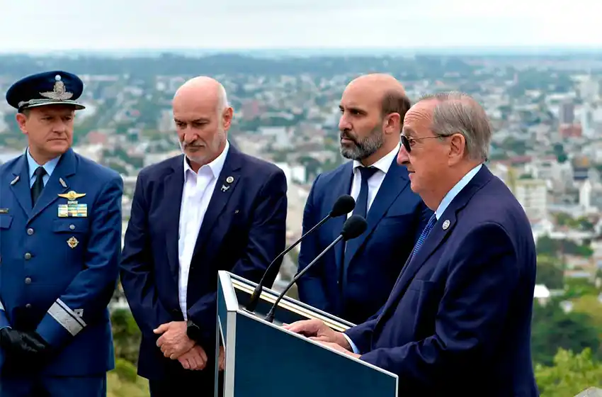 Los tandilenses colmaron las calles para celebrar el Bicentenario
