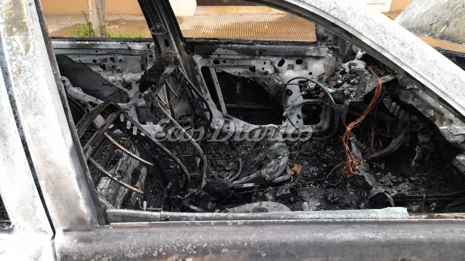 Se incendió un auto en 49 y 62