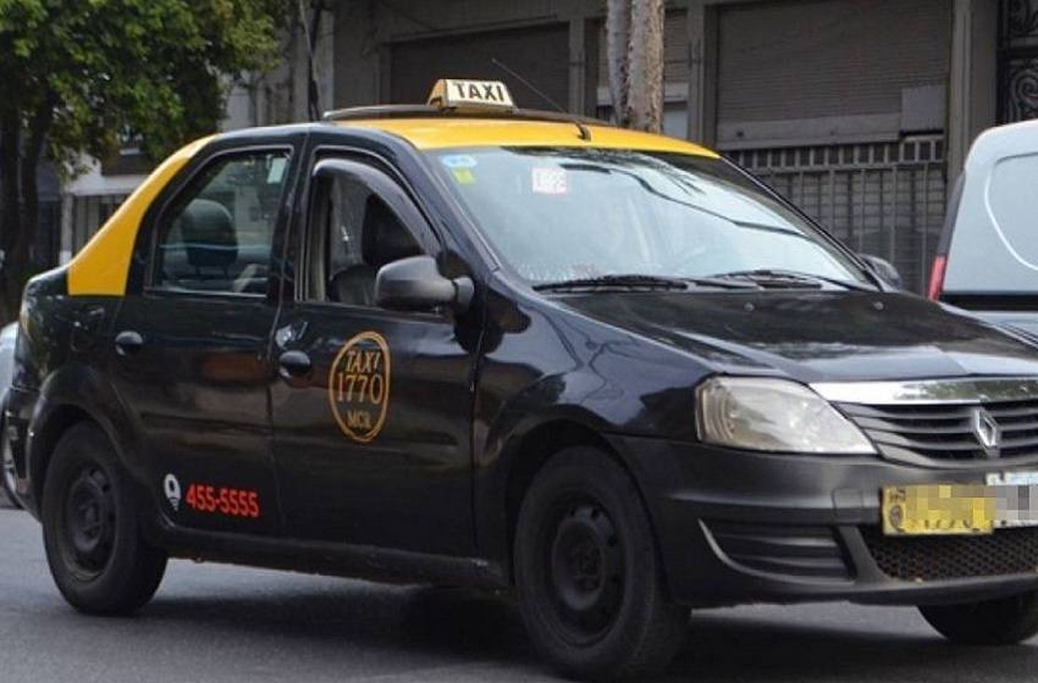 Taxistas reclaman el bono de $24.000 decretado por el Gobierno Nacional