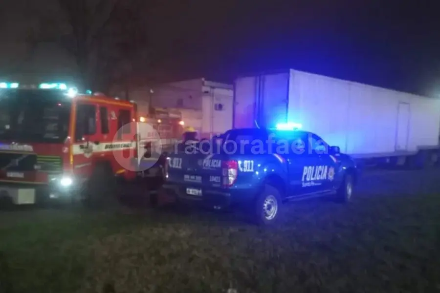 Trágica madrugada: falleció un motociclista al impactar de lleno contra un camión estacionado en Frontera