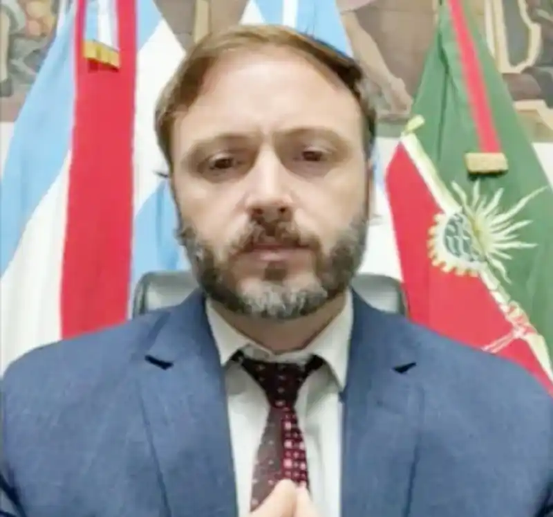 Azcué: “La plata alcanza cuando nadie se la roba; invertimos en las prioridades de los vecinos”