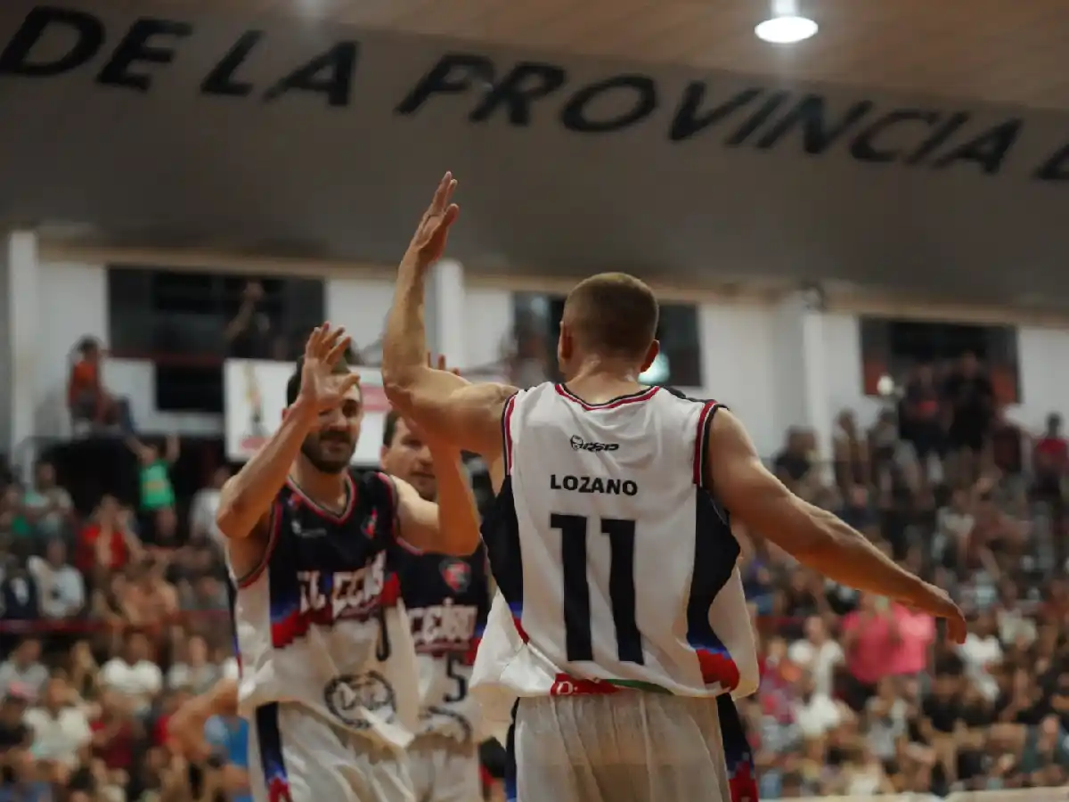 El Ceibo ganó y estiró al serie