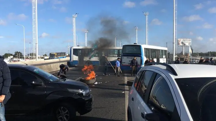 Trabajadores de Expreso Lomas: “La justicia no hace lugar a nuestro reclamo”