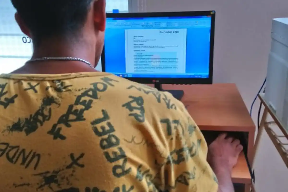 La odisea que enfrentan los más jóvenes a la hora de buscar trabajo