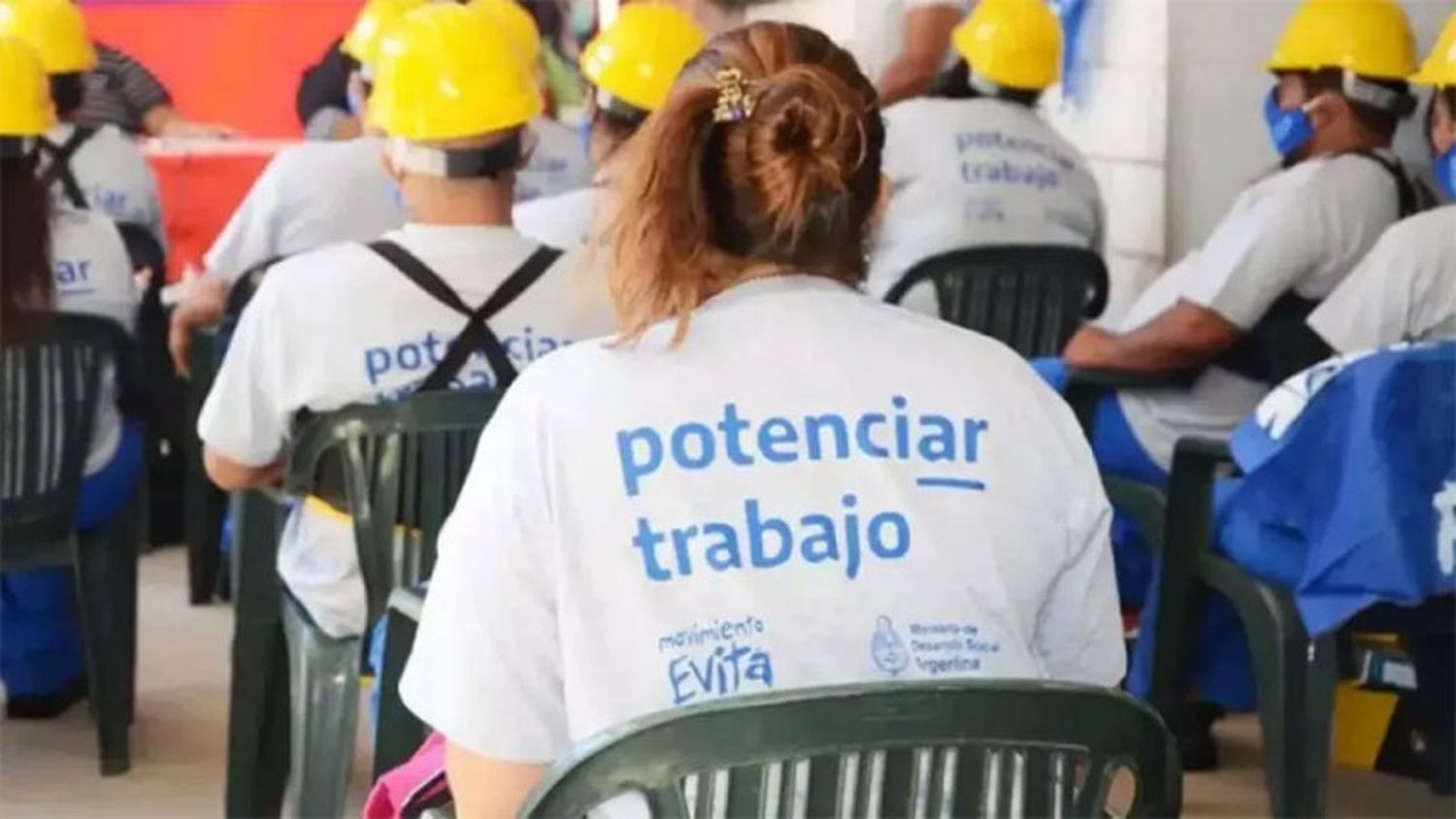 Los beneficiarios de Potenciar Trabajo cobran un bono extraordinario este sábado